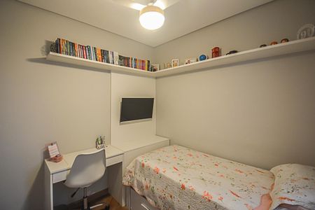 Apartamento à venda com 90m², 3 quartos e 2 vagasQuarto 2