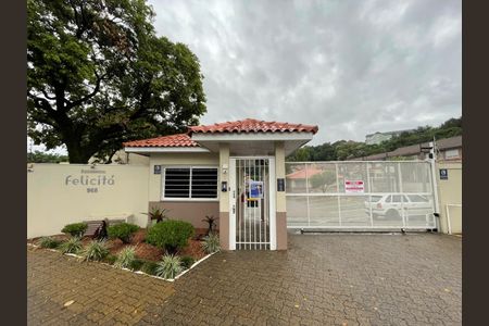 Casa de condomínio para alugar com 130m², 3 quartos e 2 vagasPlaca Instalada em 07/04/2026 - Cod.OBIW-399