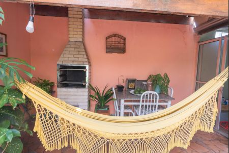 Casa à venda com 140m², 2 quartos e 1 vagaChurrasqueira