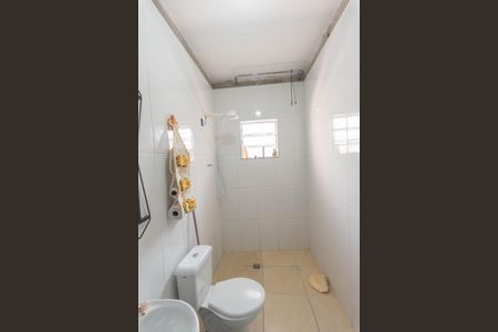 Casa à venda com 140m², 2 quartos e 1 vagaCasa 2- Banheiro
