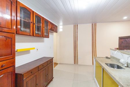 Casa para alugar com 60m², 2 quartos e 1 vagaCozinha