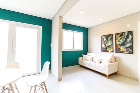 Apartamento para alugar com 35m², 2 quartos e sem vaga Apartamento para alugar com 35m², 2 quartos e sem vagaÁrea Comum