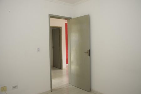 Apartamento para alugar com 2 quartos, 50m² em Jardim Iracema, Embu das Artes