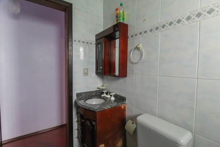 Casa à venda com 248m², 3 quartos e 2 vagasBanheiro 1
