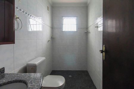 Casa à venda com 248m², 3 quartos e 2 vagasBanheiro 1