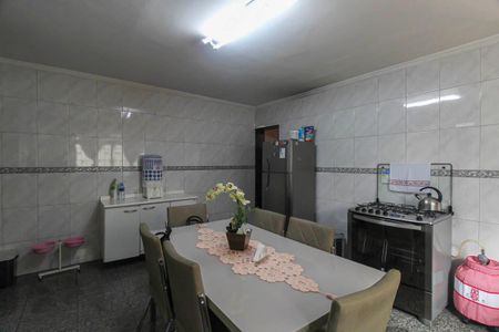 Casa à venda com 248m², 3 quartos e 2 vagasCozinha