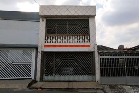 Casa à venda com 248m², 3 quartos e 2 vagasFachada 