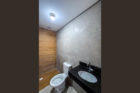 Apartamento à venda com 33m², 2 quartos e sem vagaBanheiro