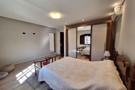 Quarto 1 | Casa 01 de casa à venda com 3 quartos, 259m² em Utinga, Santo André