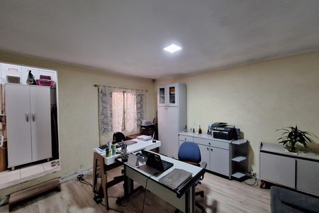 Casa à venda com 259m², 3 quartos e 2 vagas Casa à venda com 259m², 3 quartos e 2 vagasEscritório | Casa 01