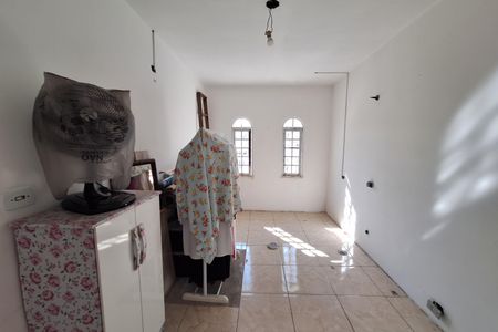 Casa à venda com 259m², 3 quartos e 2 vagas Casa à venda com 259m², 3 quartos e 2 vagasCloset