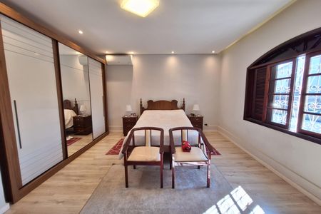 Casa à venda com 259m², 3 quartos e 2 vagas Casa à venda com 259m², 3 quartos e 2 vagasQuarto 1