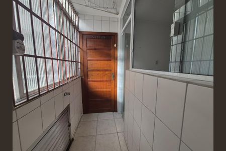 Apartamento para alugar com 75m², 2 quartos e sem vaga