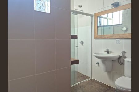 Apartamento para alugar com 75m², 2 quartos e sem vaga