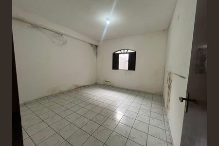 Casa à venda com 3 quartos, 200m² em Parque Cisper, São Paulo