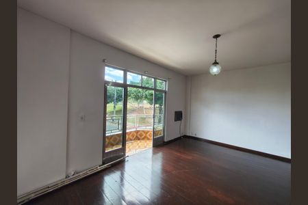 Casa para alugar com 2 quartos, 300m² em Taquara, Rio de Janeiro