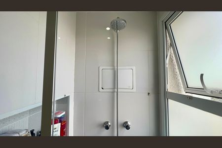 Apartamento à venda com 80m², 2 quartos e 2 vagasBanheiro da Suíte