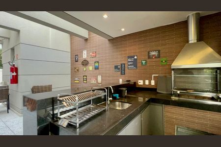 Apartamento à venda com 80m², 2 quartos e 2 vagasChurrasqueira