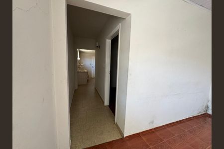 Casa para alugar com 3 quartos, 125m² em Vila Pirajussara, São Paulo