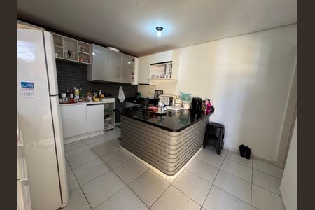 Casa para alugar com 3 quartos, 125m² em Vila Pirajussara, São Paulo