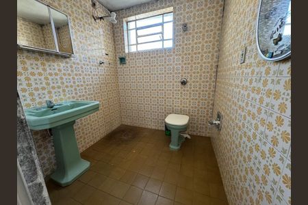 Casa para alugar com 3 quartos, 125m² em Vila Pirajussara, São Paulo