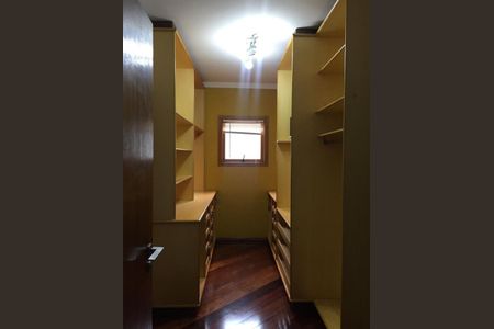 Casa à venda com 302m², 4 quartos e 5 vagas