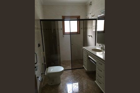 Casa à venda com 302m², 4 quartos e 5 vagas