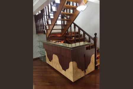 Casa à venda com 302m², 4 quartos e 5 vagas