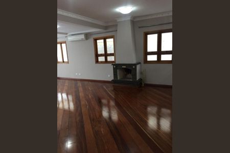 Casa à venda com 302m², 4 quartos e 5 vagas