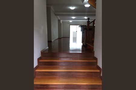 Casa à venda com 302m², 4 quartos e 5 vagas