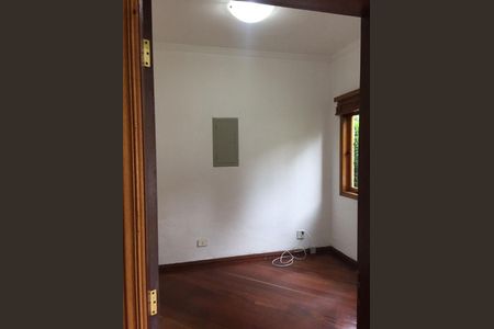 Casa à venda com 302m², 4 quartos e 5 vagas