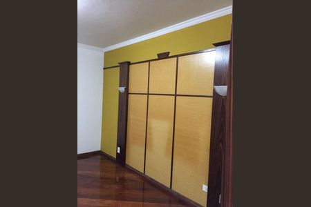 Casa à venda com 302m², 4 quartos e 5 vagas