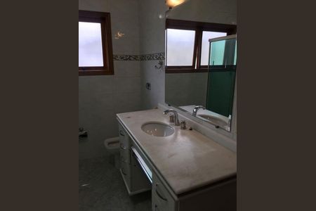 Casa à venda com 302m², 4 quartos e 5 vagas