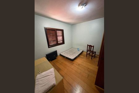 Casa à venda com 3 quartos, 290m² em Jardim das Vertentes, São Paulo