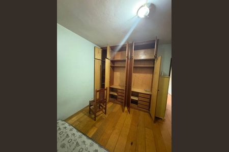 Casa à venda com 3 quartos, 290m² em Jardim das Vertentes, São Paulo