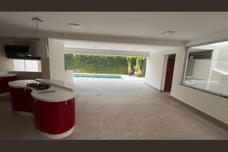 Casa à venda com 4 quartos, 390m² em Residencial Tres (Alphaville), Santana de Parnaíba