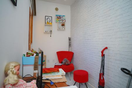 Casa de condomínio para alugar com 380m², 3 quartos e 1 vaga Casa de condomínio para alugar com 380m², 3 quartos e 1 vagaEscritório