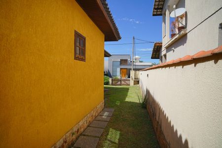 Casa de condomínio para alugar com 380m², 3 quartos e 1 vaga Casa de condomínio para alugar com 380m², 3 quartos e 1 vagaQuintal