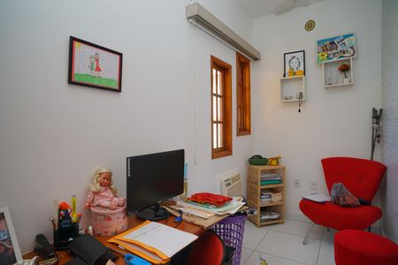 Casa de condomínio para alugar com 380m², 3 quartos e 1 vaga Casa de condomínio para alugar com 380m², 3 quartos e 1 vagaEscritório