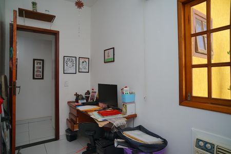 Casa de condomínio para alugar com 380m², 3 quartos e 1 vaga Casa de condomínio para alugar com 380m², 3 quartos e 1 vagaEscritório