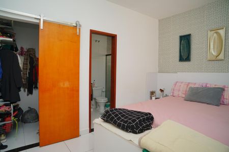 Casa de condomínio para alugar com 380m², 3 quartos e 1 vaga Casa de condomínio para alugar com 380m², 3 quartos e 1 vagaQuarto 2