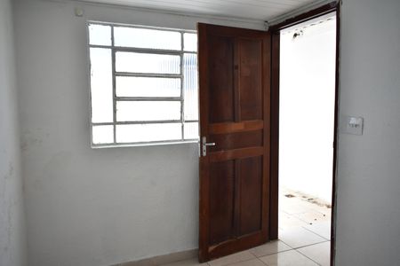 Casa para alugar com 80m², 2 quartos e 1 vagaQuarto de Serviço