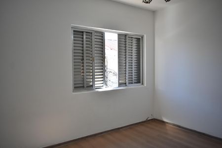 Casa para alugar com 80m², 2 quartos e 1 vagaQuarto 1