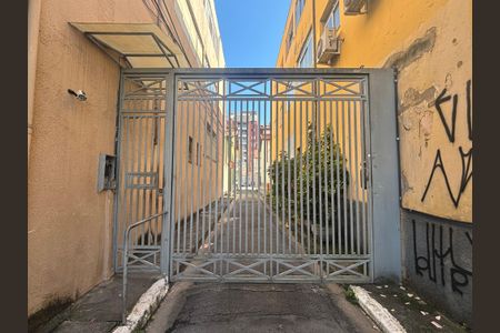 Casa para alugar com 80m², 2 quartos e 1 vaga Casa para alugar com 80m², 2 quartos e 1 vagaFachada