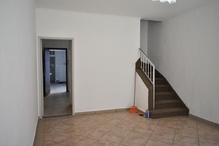 Casa para alugar com 80m², 2 quartos e 1 vagaSala