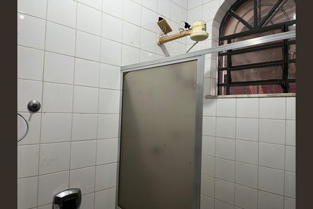 Casa de condomínio para alugar com 600m², 4 quartos e 4 vagas