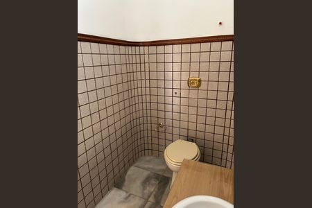 Casa de condomínio para alugar com 600m², 4 quartos e 4 vagas