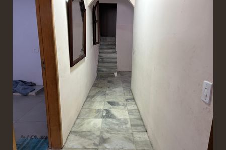 Casa de Condomínio para alugar com 4 quartos, 600m² em Vargem Pequena, Rio de Janeiro