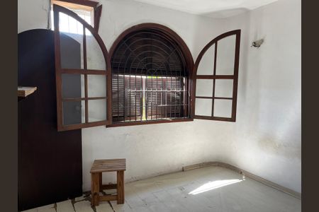 Casa de Condomínio para alugar com 4 quartos, 600m² em Vargem Pequena, Rio de Janeiro