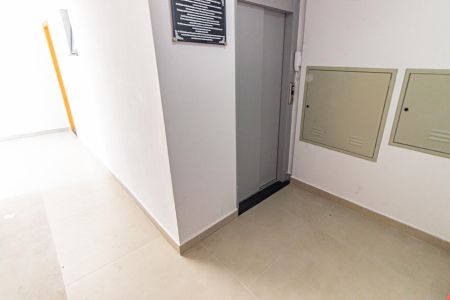 Apartamento à venda com 41m², 2 quartos e sem vagaÁrea comum